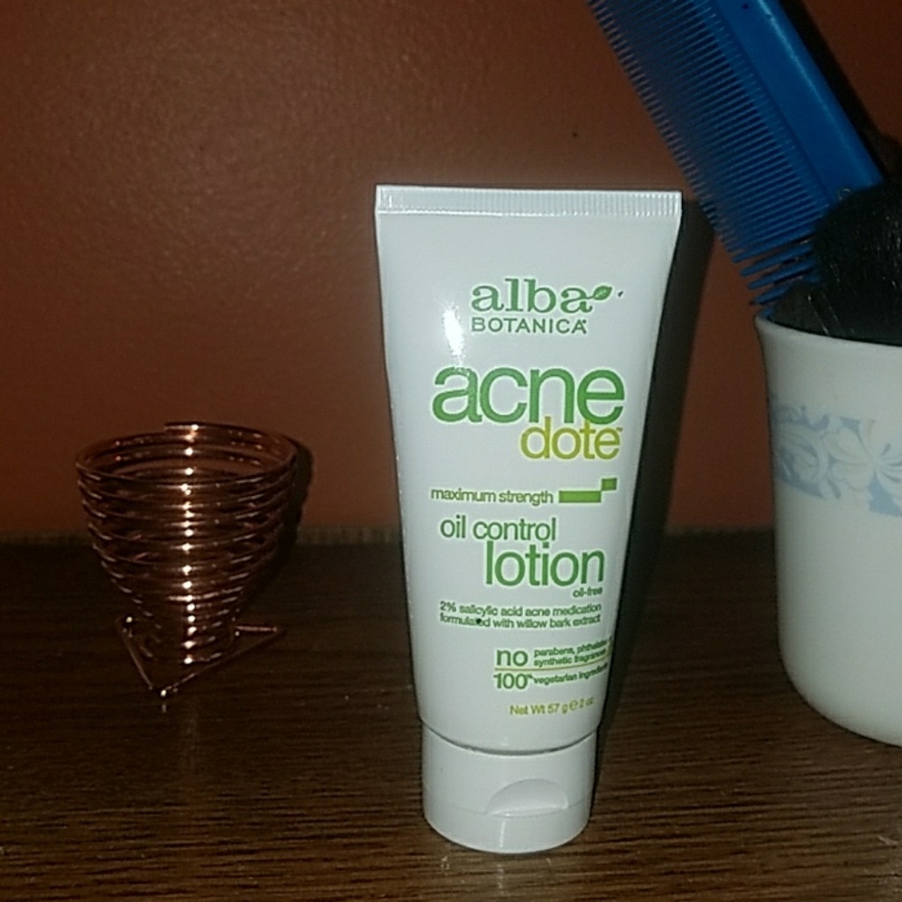 Acne Dote Oil Control Lotion